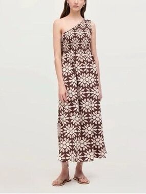 Hill House Home Brown Thea Nap Dress in Shell Mosaic Print